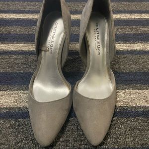 Gray heels size 7.5